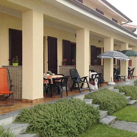 Apartament Directly On The Lake Paganini Flats In